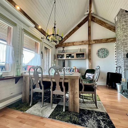 Hof Vierzehnender Im Hohen Venn - 70Qm Fachwerk-Studio - Grosses Wohn-Schlafzimmer Mit Dachterrasse Und Kaminofen - Separate Kueche - Perfekt Fuer Paare - Monschau - Eifel - Hunde Willkommen - Islandpferde エクステリア 写真
