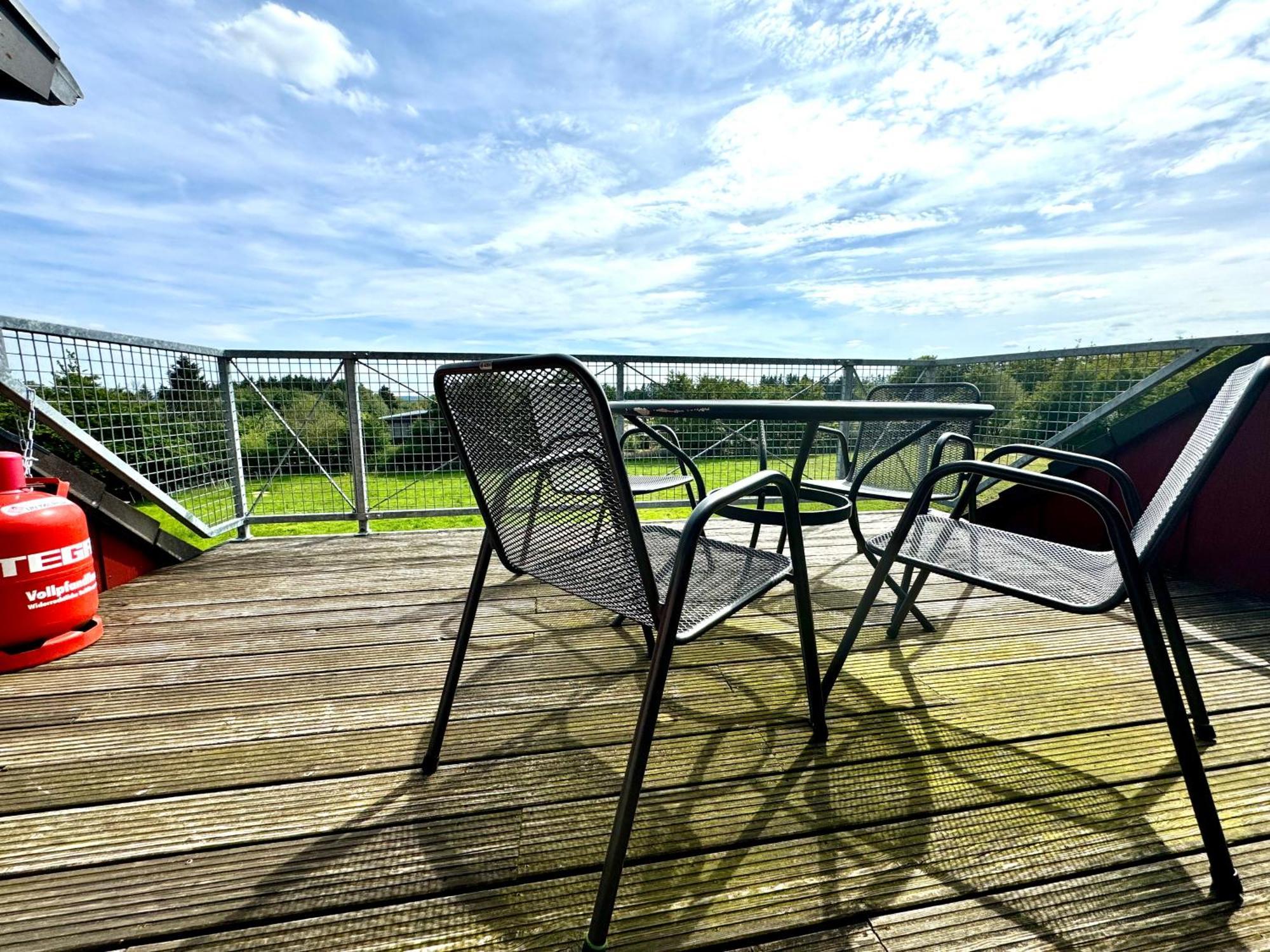 Hof Vierzehnender Im Hohen Venn - 70Qm Fachwerk-Studio - Grosses Wohn-Schlafzimmer Mit Dachterrasse Und Kaminofen - Separate Kueche - Perfekt Fuer Paare - Monschau - Eifel - Hunde Willkommen - Islandpferde エクステリア 写真